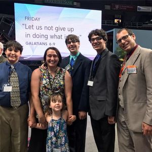 Meet your Posher, Carrie